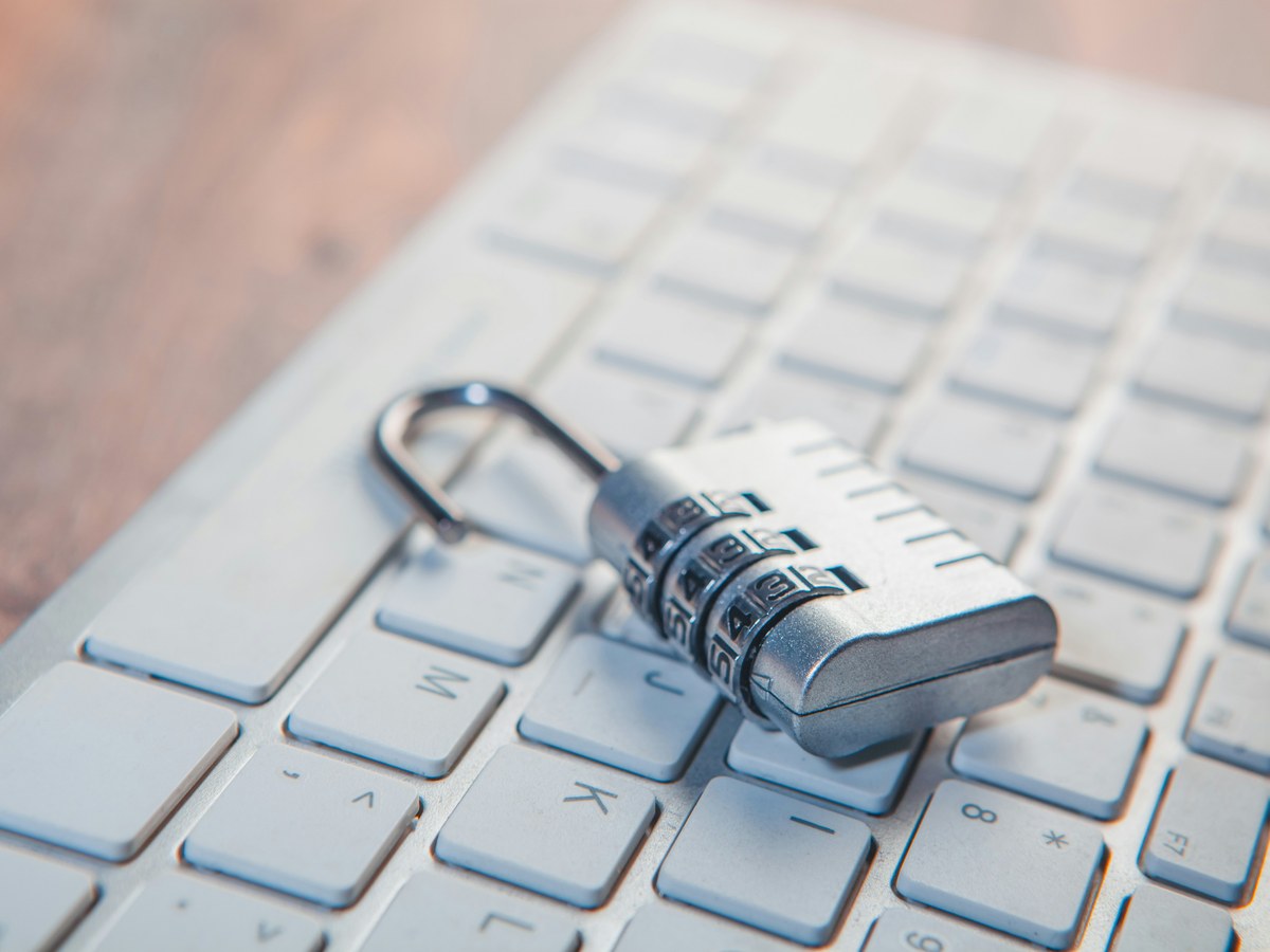 CC ST Builder - Common Criteria Security Target generator